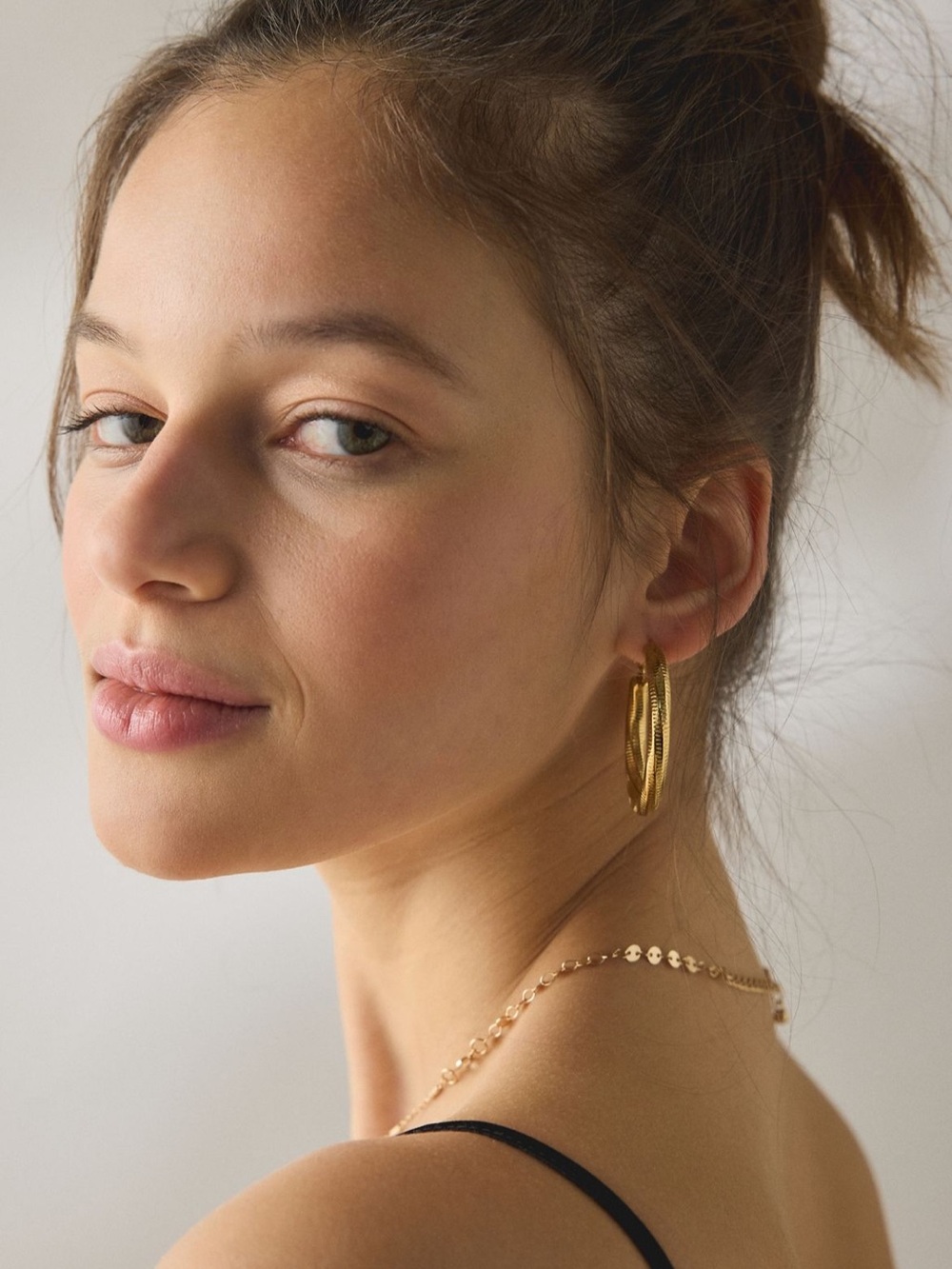 NWT Urban Outfitters Gold Waterproof Etched Hoop Earrings